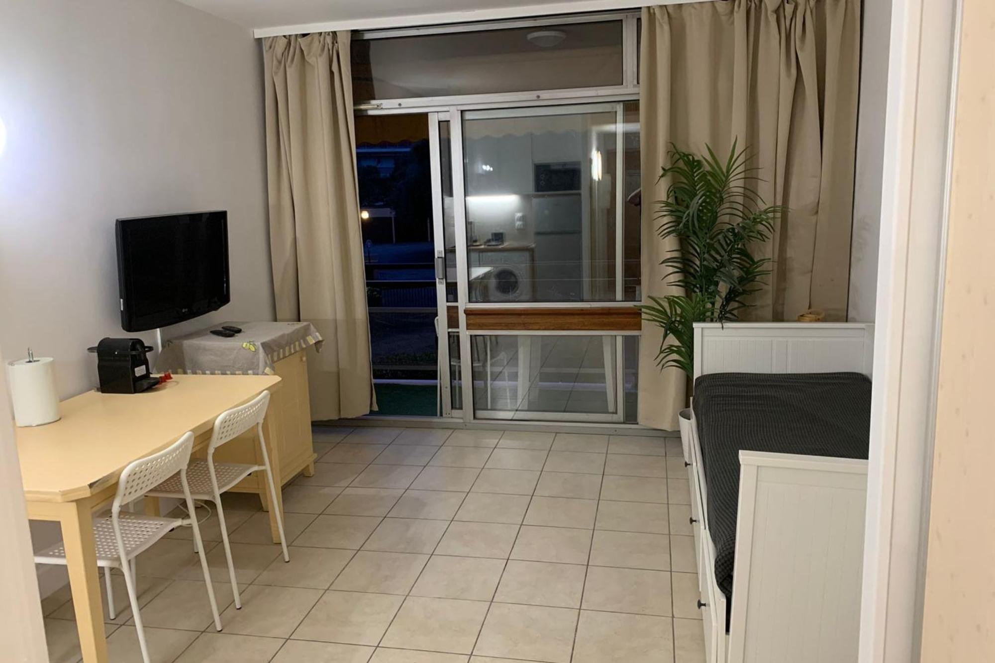06U - Beautiful Studio In Residence - Swimming Pool And Tennis Court Saint-Laurent-du-Var Exterior foto